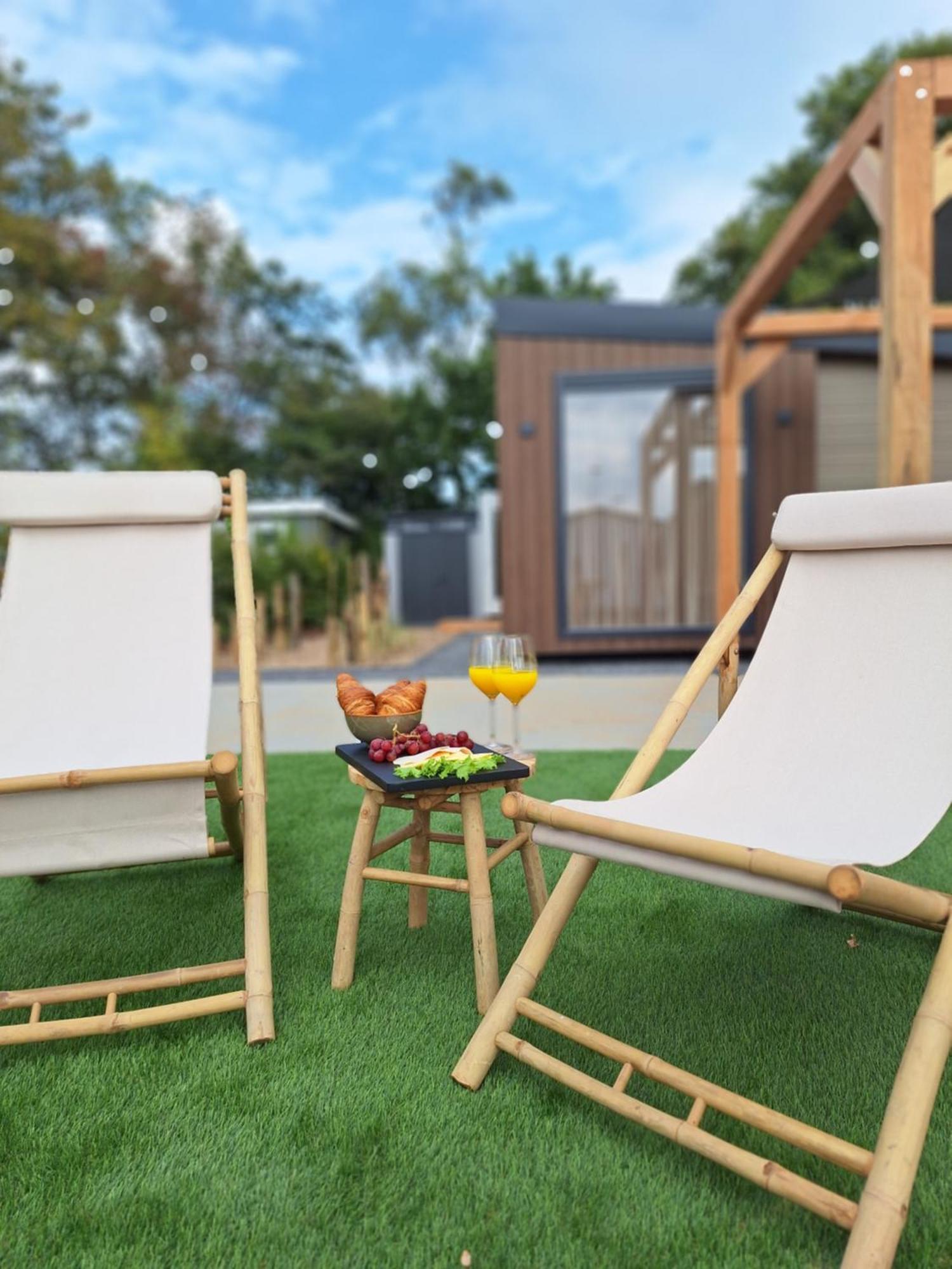 'Relax Lodge Sea' - Wellness Lodge In Zeeland - Private Sauna - Airco - Garden - Outdoor Swimming Pool - Free Wifi, Towels & Bed Linen Heinkenszand المظهر الخارجي الصورة